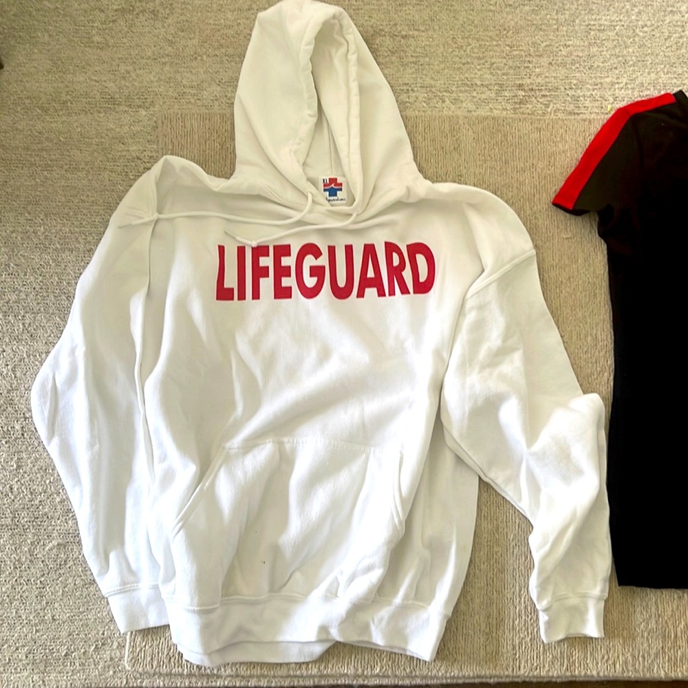 Lifeguard.com white sweatshirt